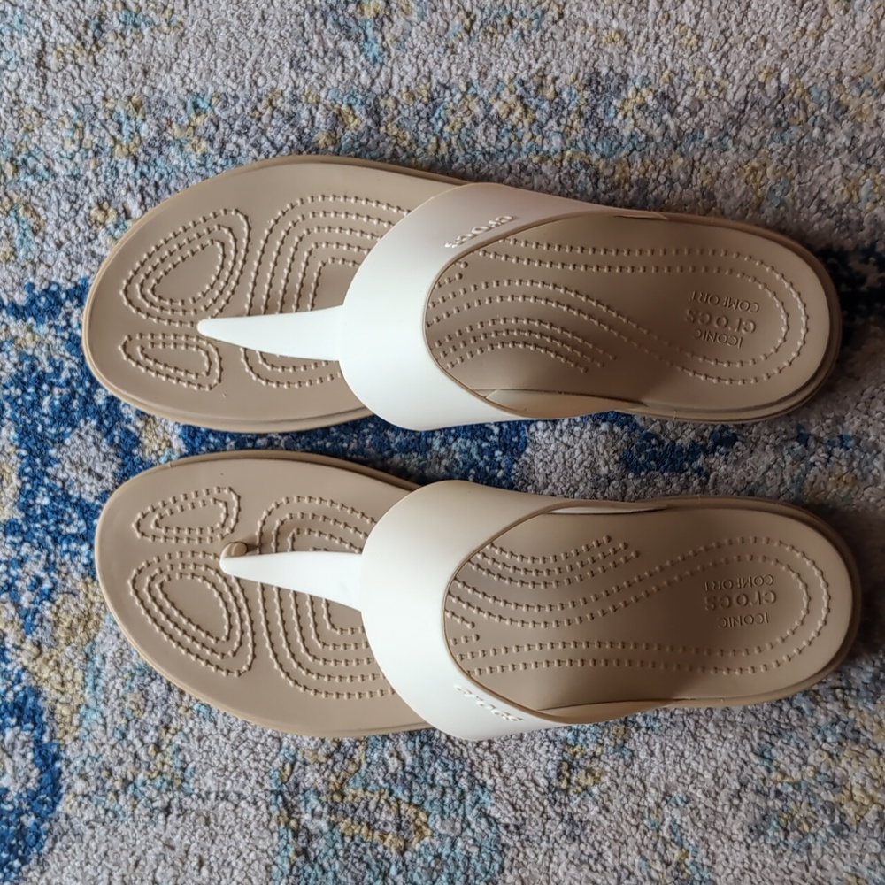 Crocs sandals NEW !!!